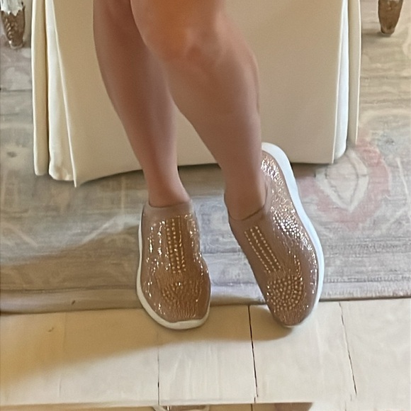 Lauren Lorraine Women's Pink/rose gold/ nude Slip-On sparkle Sneakers - Picture 10 of 10